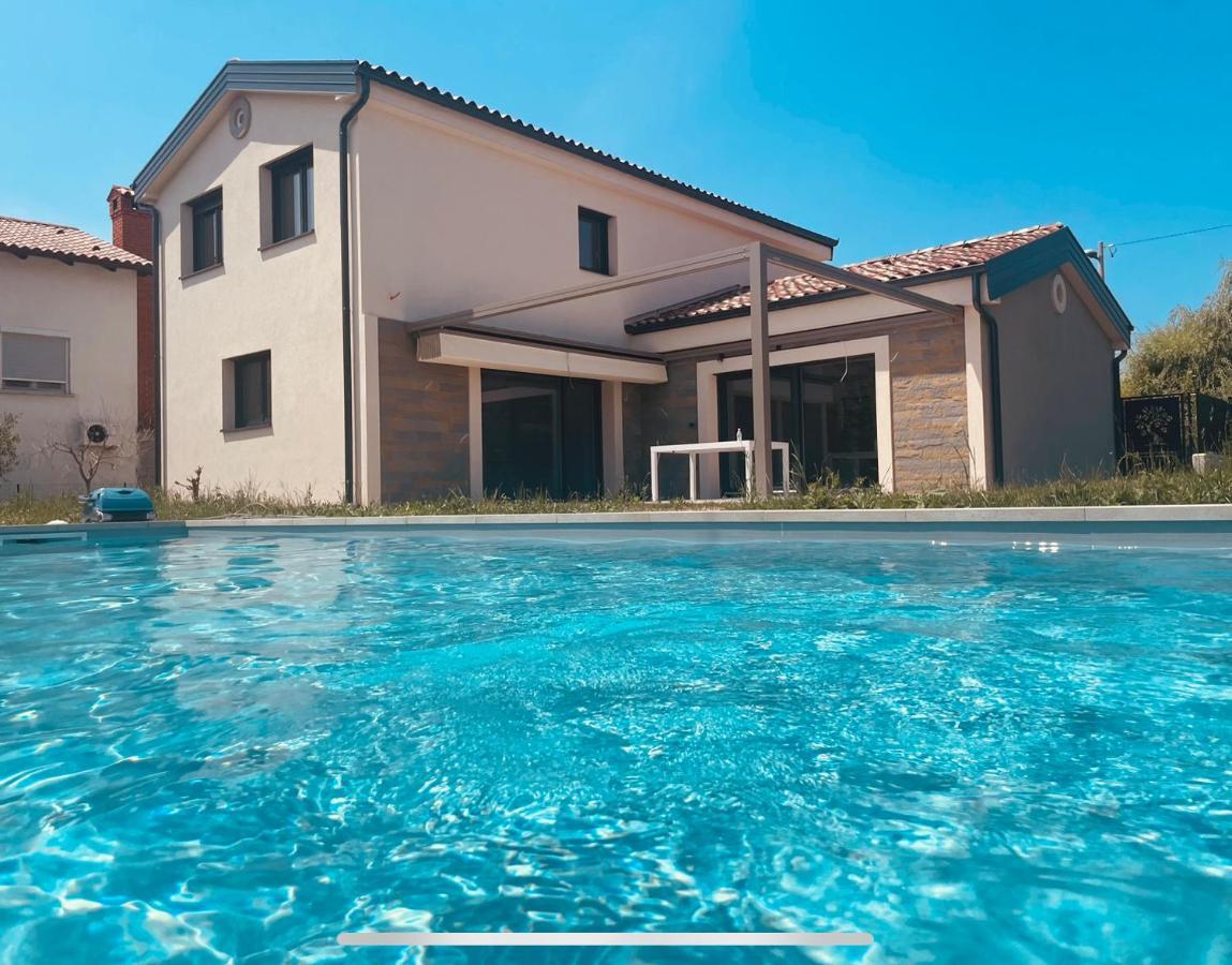 Paradise Villas With Swimming Pool Koper Dış mekan fotoğraf